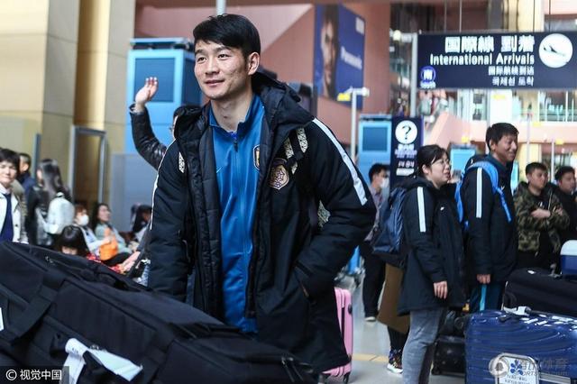 这些钱足够我每日开销，这些钱也让我在英国的日子渐渐不那么拮据。